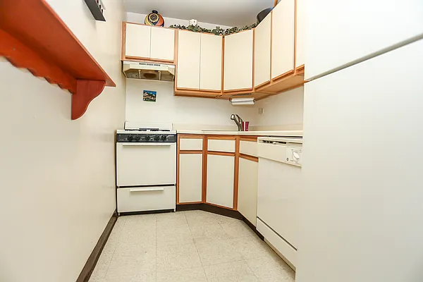 Sold by Keller Williams Realty Landmark II | media 2