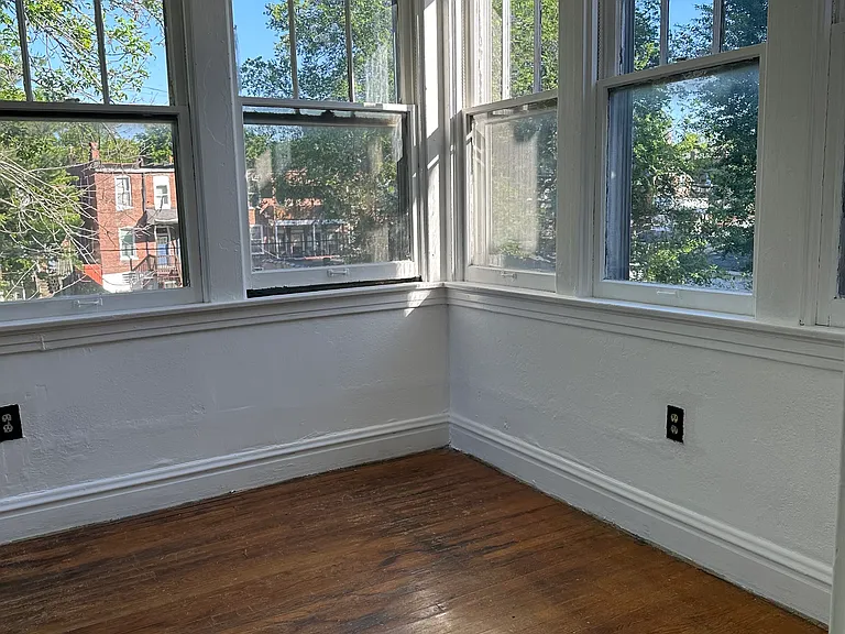 4745 Alaska Ave #2 — Photo 6