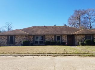 1745 Limerick Dr, Vidor, TX 77662