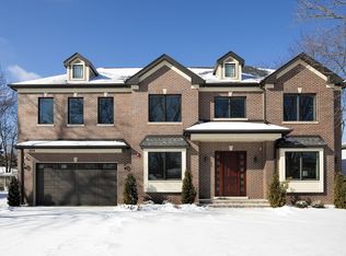 1804 Highland Ave, Northbrook, IL
