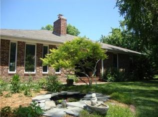 1407 N Jeter Rd, Raymore, MO 64083