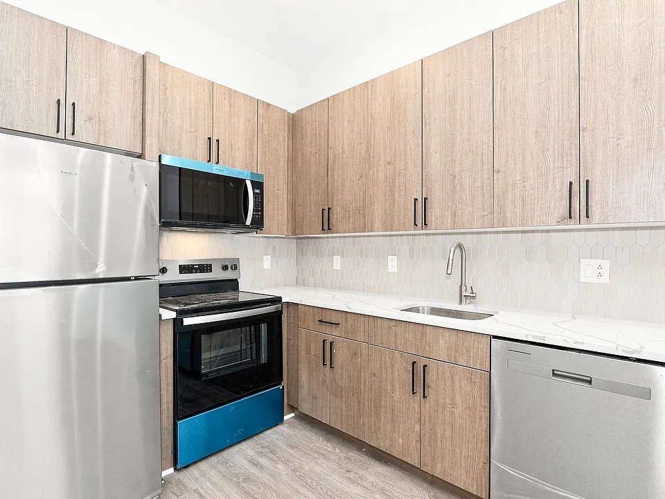 2013B N Croskey St #1