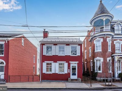 146 W South St, Carlisle, PA, 17013