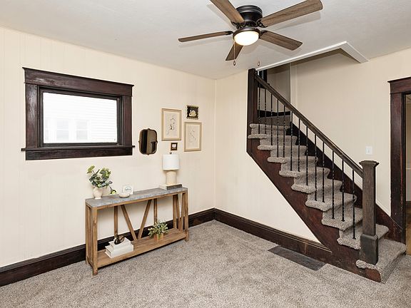 2nd image of 1838 Capitol Ave
