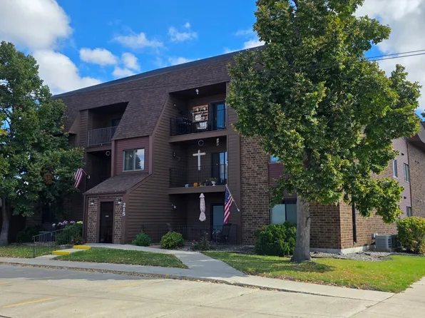 215 3rd Ave NE, Valley City, ND 58072