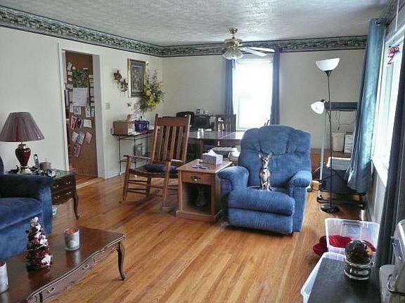 3rd image of 336 Mullins St