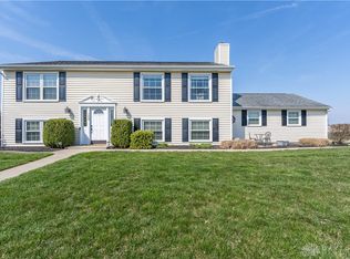 1009 Lord Fitzwalter Dr, Miamisburg, OH 45342