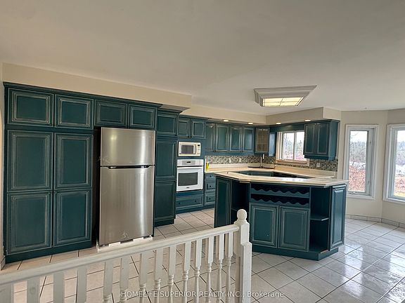 5th image of 21 McCann Cres