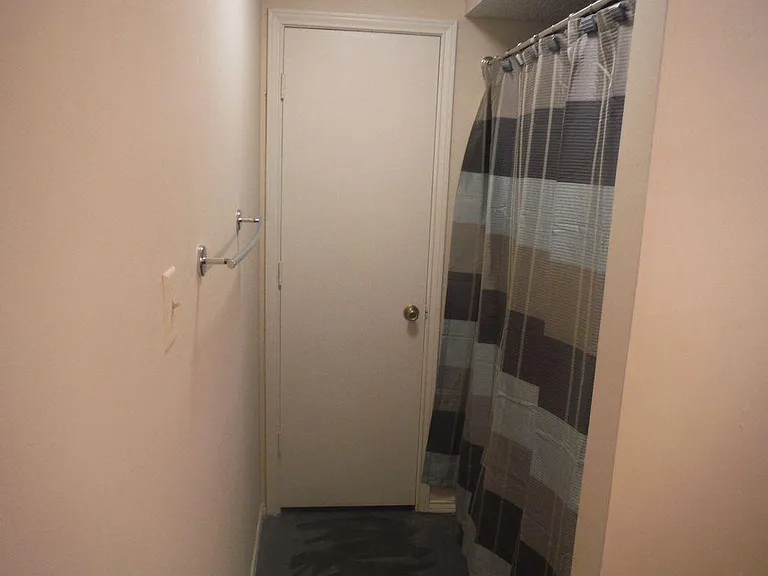 221 Hood St — Photo 47