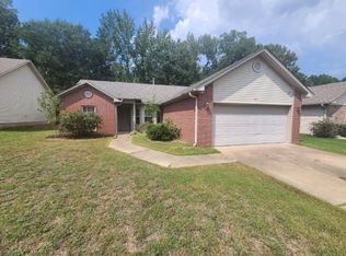 701 Hidden Forest Dr, Bryant, AR 72022
