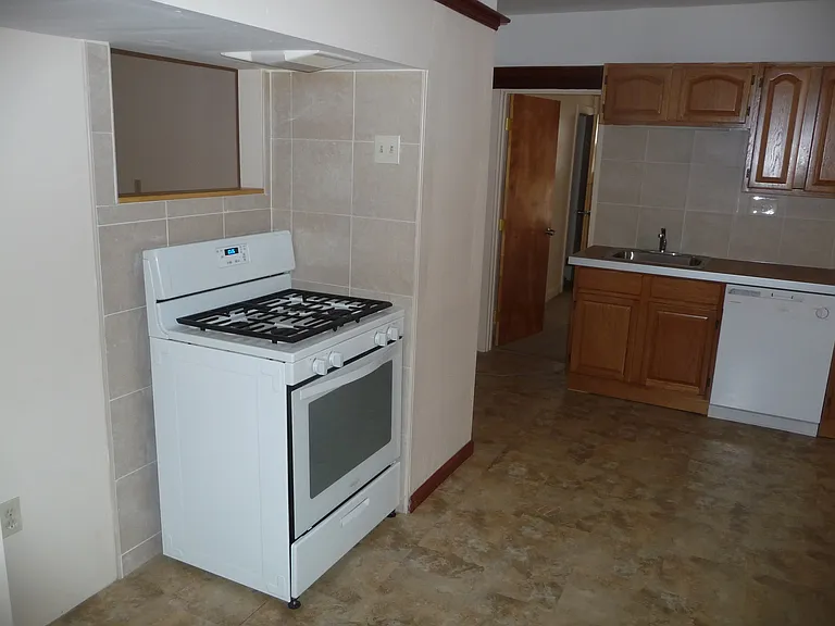67 Tobie Ave #2 — Photo 4