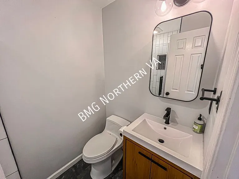 954 S Rolfe St — Photo 9