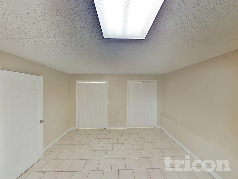 29 Charleston Ct — Photo 3