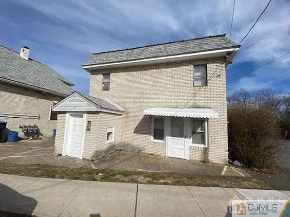 123 Kossuth St, Somerset, NJ 08873