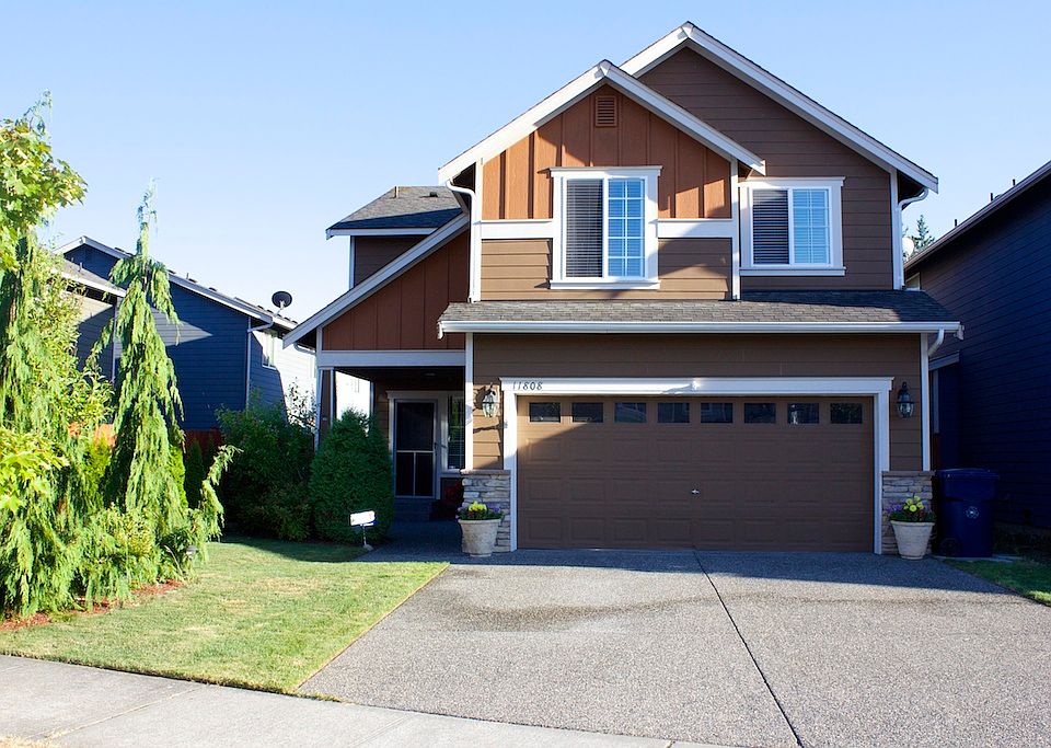 1st image of 11808 1st Pl SE