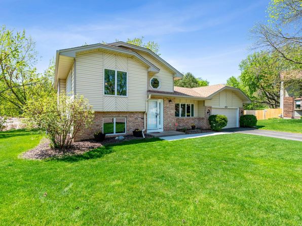 4335 Jonquil Ln N, Plymouth, MN 55442