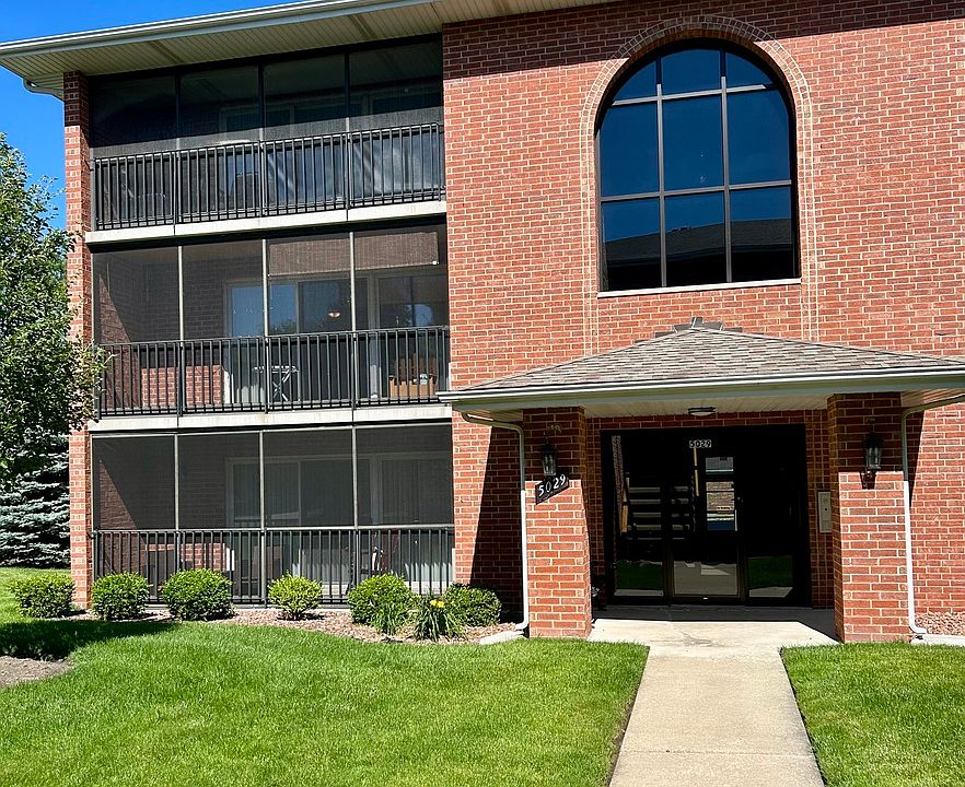 1st image of 5029 Circle Pl #203