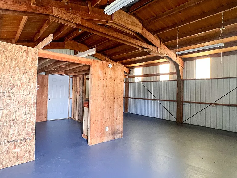 260 Hobbs St — Photo 15