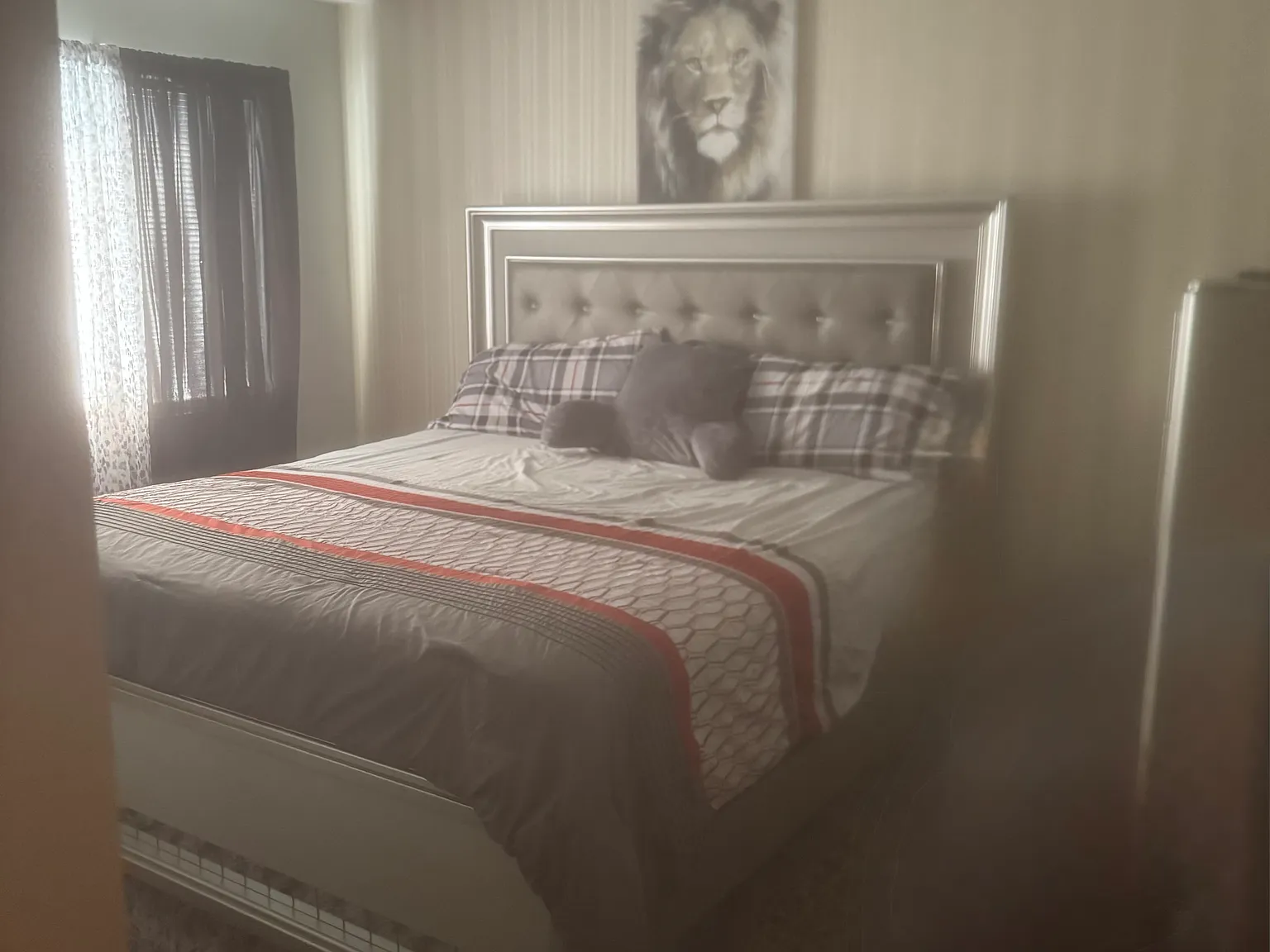 3 bed, 1290 sqft, $2,000 — Photo 2