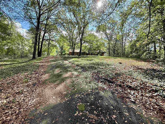 2nd image of 720 Harley Ridge Rd