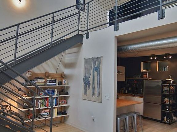 4th image of 400 Village Pkwy NE APT 146