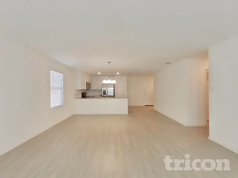 5715 Vista Point — Photo 3