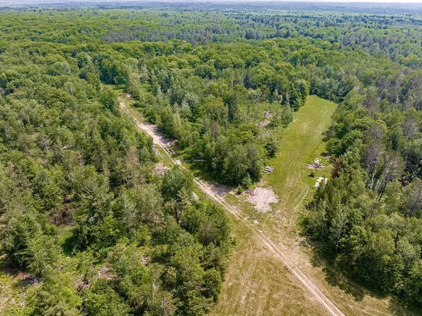 20178 River Rd, Grand Rapids, MN 55744