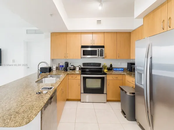 1830 Radius Dr #308, Hollywood, FL 33024