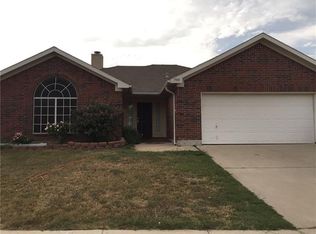 7910 Rattlers Ct, Arlington, TX 76002