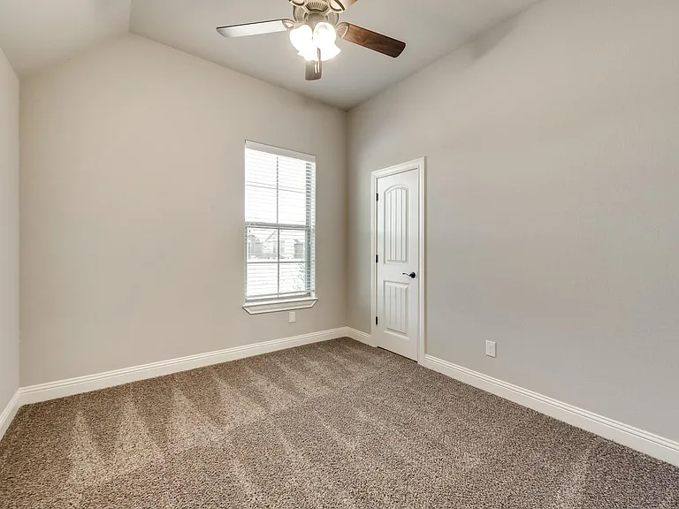 3105 Main St — Photo 16