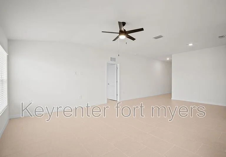 17633 Paradiso Way — Photo 7
