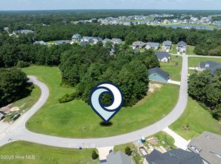 810 Sweetgrass St, Holly Ridge, NC 28445