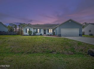 317 Shadyrock Path, Richlands, NC 28574