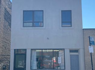 3517 W Belmont Ave #2, Chicago, IL 60618