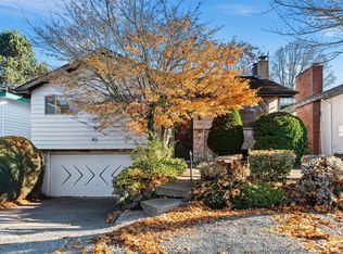 2116 48th Ave SW, Seattle, WA 98116