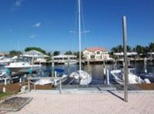 715 South Rd, Boynton Beach, FL 33435