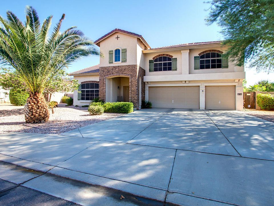 1st image of 11009 N 153rd Dr