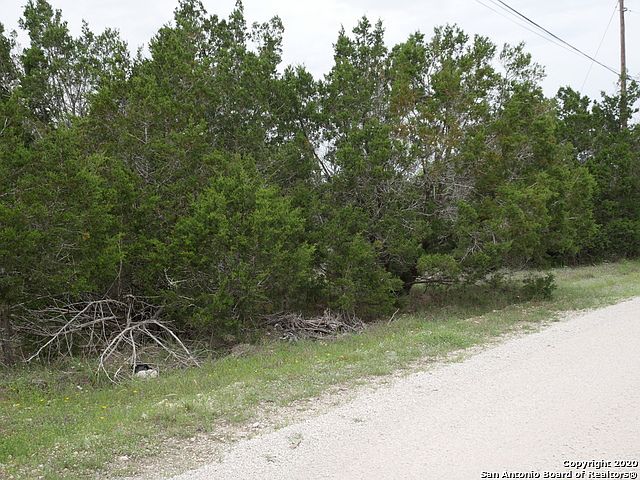 2nd image of 81 Arapaho Ln
