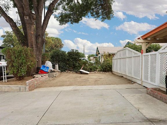 3rd image of 522 Ballico Dr