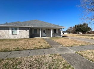 4113 Claiborne St, Meraux, LA 70075