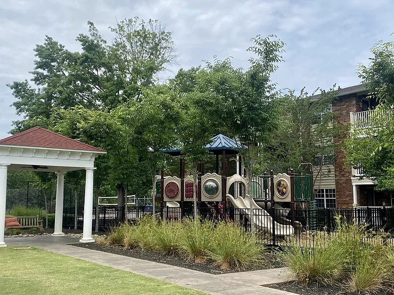Ashton Woods — Photo 21