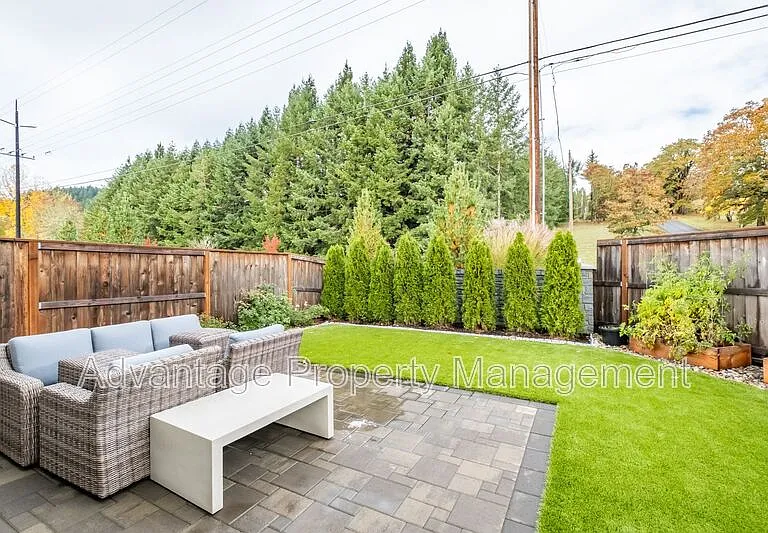 5587 NW Torchcrest Pl — Photo 18