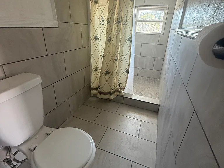 19 S Hollywood Ave #4 — Photo 8