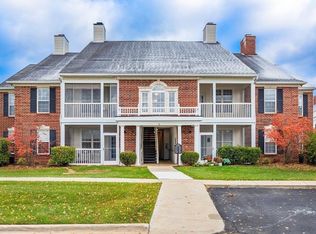 854 W Summerfield Glen Cir #116, Ann Arbor, MI 48103