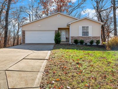47 Nottingham Ct, Lake Sherwood, MO, 63357