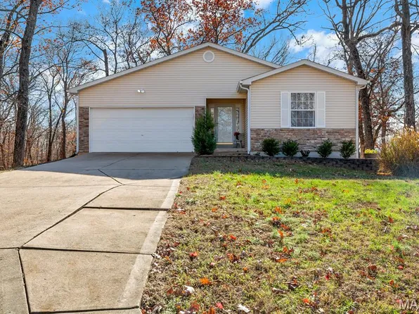 47 Nottingham Ct, Lake Sherwood, MO 63357