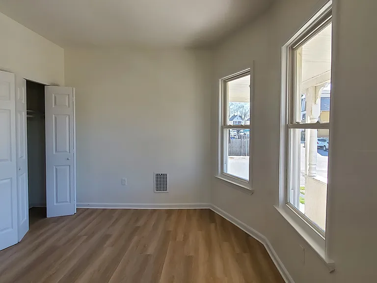 199 Alex St #1 — Photo 10