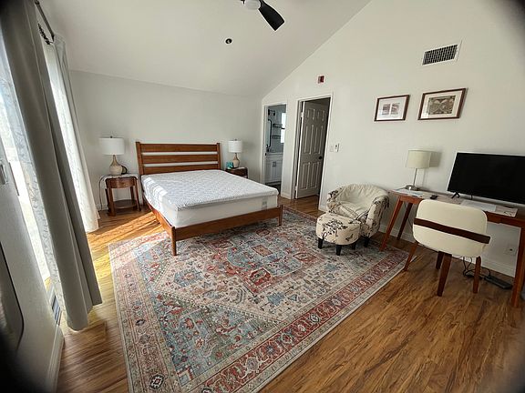 2nd image of 1909 Vassar St Unit 104