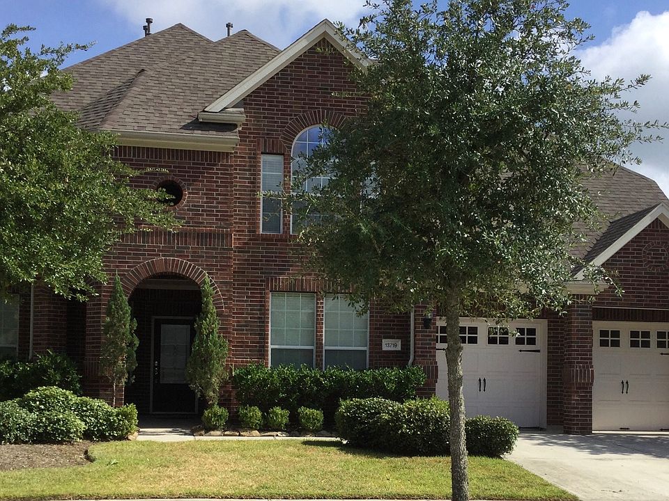 1st image of 13719 Lake Livingston Dr