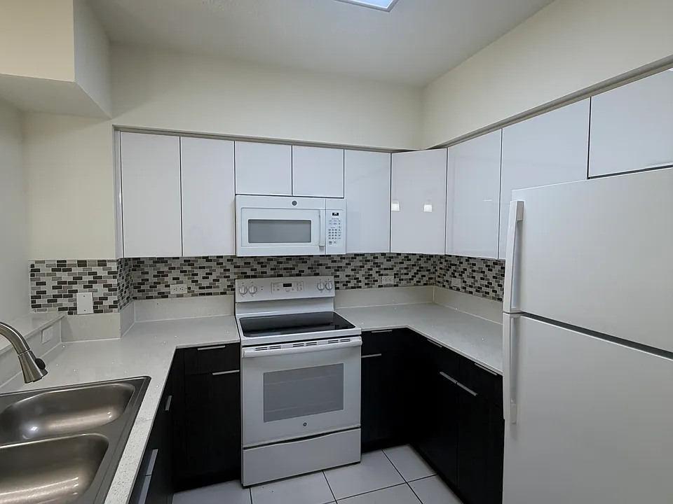2603 NW 16th Street Rd #108